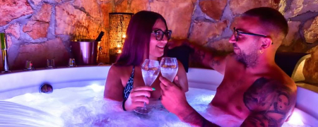 NOI DUE: SPA PRIVATA PER 6 ORE + CAMERA